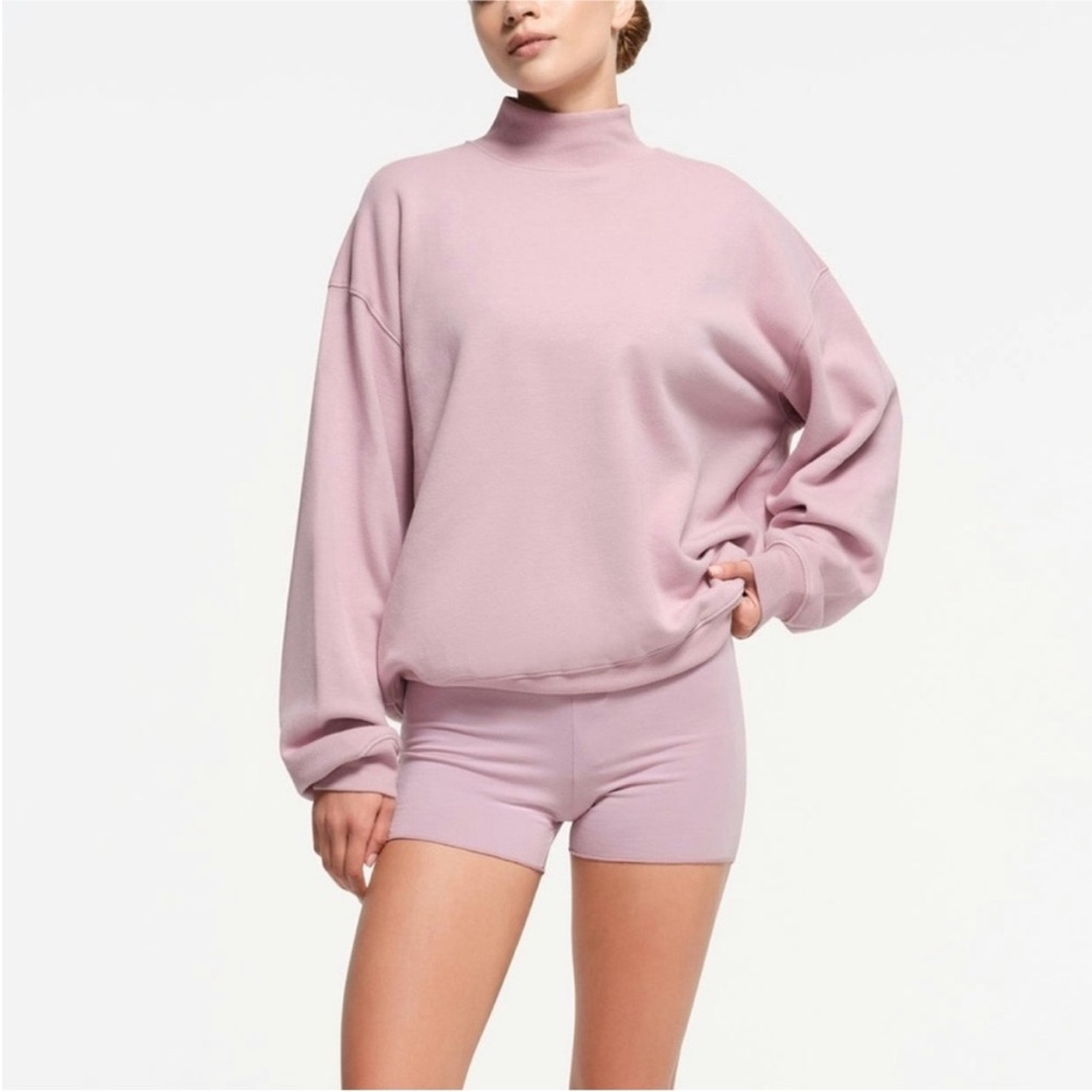 skims mock neck sweatshirt